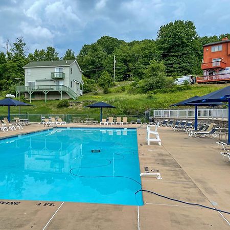 Unique Roundhouse: Hot Tub-Game Room-Firepit&More! Bushkill Exterior foto